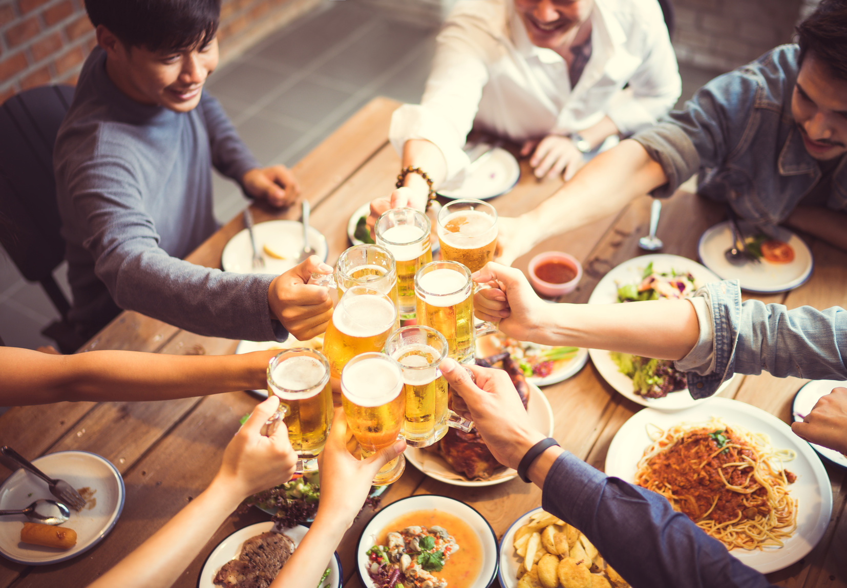 Como aumentar o lucro do seu restaurante no final de ano